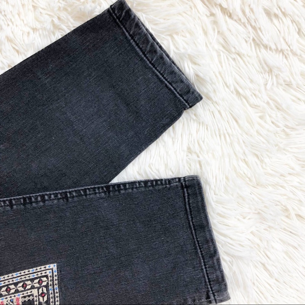 BDG Mid Rise Twig Ankle Skinny Jeans Embroidered Black Denim 29W 29L - Picture 16 of 16